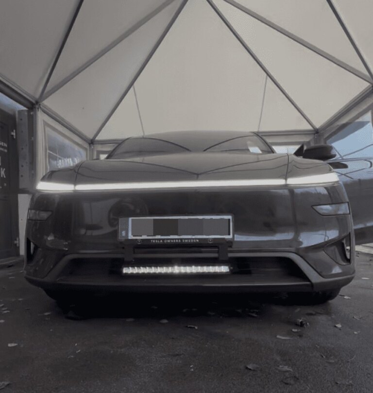 Tesla Model Y Juniper Luxtar Twilight