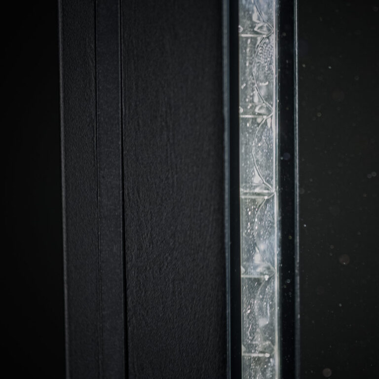 Luxtar LED bar end detail